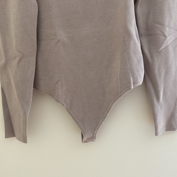 Abercrombie & Fitch Sweetheart Sweater Bodysuit - Picture 6 of 6